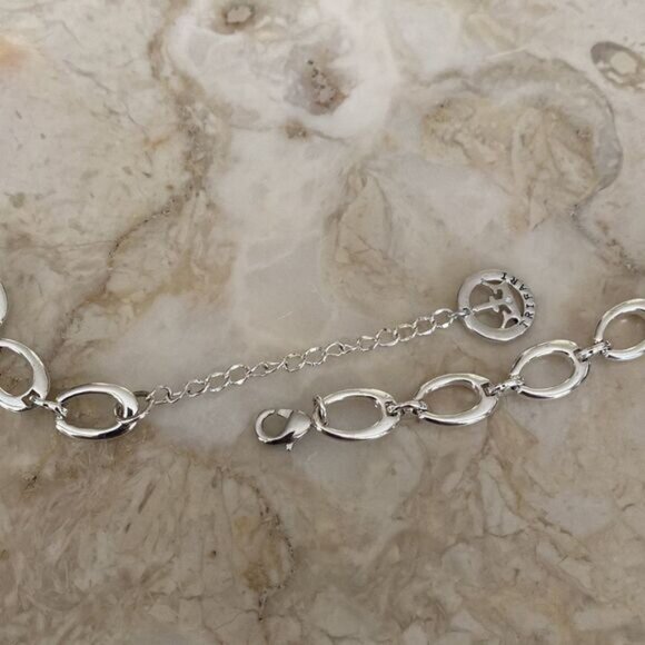 Crown Trifari Oval Link Modernist Silver Tone Necklace - Picture 8 of 9